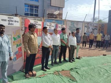 विश्व तंबाकू निषेध दिवस के अवसर पर जनजागरूकता कार्यक्रम आयोजित
कलेक्टर श्री बालागुरू के. के निर्द...