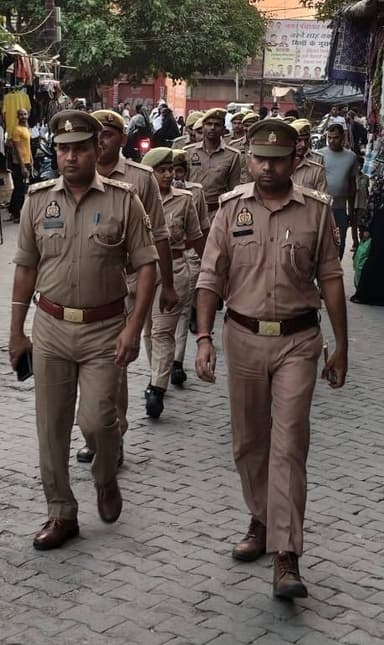 #SSP @moradabadpolice के निर्देशन मे जनपदीय पुलिस द्वारा अपराध नियंत्रण, कानून एवं शान्ति व्यवस्था तथा जनमानस में सुरक्ष...