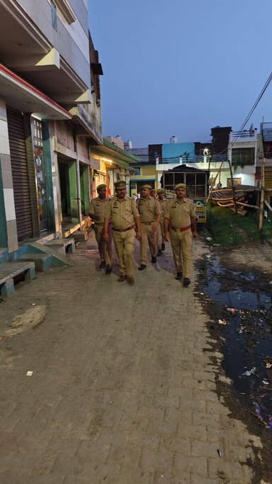 #एसपी_रामपुर के निर्देशन में थाना खजुरिया #RampurPolice द्वारा अपराध नियन्त्रण, कानून/शान्ति व्यवस्था तथा जनमानस में सुर...