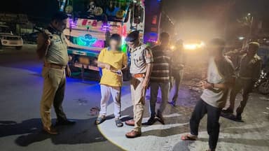 #एसपी_रामपुर के निर्देशन में क्षेत्राधिकारी टाण्डा द्वारा थाना अजीमनगर क्षेत्रान्तर्गगत विशेष चेकिंग अभियान चलाया गया। ...