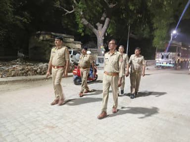 #SP_Bhadohi के कुशल निर्देशन व #ASP_Bhadohi के प्रभावी पर्यवेक्षण में जनपद भदोही में शांति एवं कानून व्यवस्था के दृष्टिग...