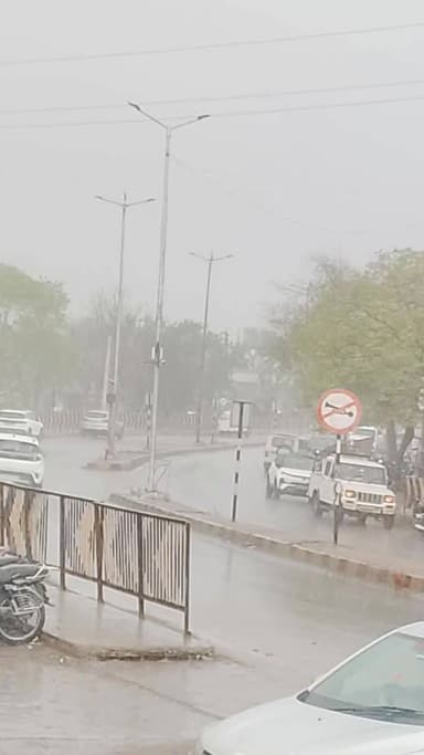 बालेसर में ओलावृष्टि और बारिश