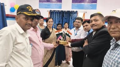 जिला पदाधिकारी ने किया जिला सैनिक कल्याण कार्यालय का उद्घाटन
जहानाबाद : सदर प्रखंड कार्यालय परिसर में सोमवार को जिला सैन...