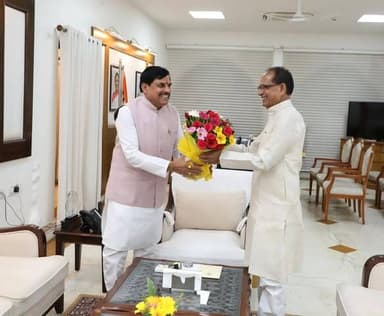 भोपाल
मुख्यमंत्री डॉ. मोहन यादव से भोपाल निवास पर केंद्रीय कृषि एवं ग्रामीण विकास मंत्री शिवराज सिंह चौहान ने आत्मीय भें...
