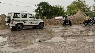ਫਾਜ਼ਿਲਕਾ: ਬਾਧਾ ਟੀ ਪੁਆਇੰਟ ਨੇੜੇ ਹਾਦਸਾ, ਪਲਟੀ ਈ ਰਿਕਸ਼ਾ
