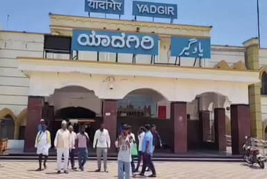 ಯಾದಗಿರಿ: ರೈಲ್ವೆ ಕಾಮಗಾರಿ ವೇಗ ಹೆಚ್ಚಿಸಲು ರೈಲ್ವೆ ಸಚಿವರಿಗೆ ಸಾಮಾಜಿಕ ಹೋರಾಟಗಾರ ನಗರದಲ್ಲಿ ಉಮೇಶ ಕೆ. ಮುದ್ನಾಳ್ ಒತ್ತಾಯ