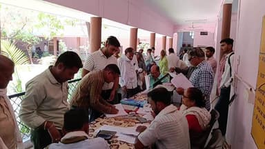हरदा: जिला पंचायत के सभा कक्ष में जनसुनवाई, अधिकारियों ने समस्याओं के त्वरित निराकरण के दिए निर्देश