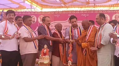 ಮಳವಳ್ಳಿ: ಪಟ್ಟಣದಲ್ಲಿ ಡಾ. ಯಮದೂರು ಸಿದ್ದರಾಜು ಅವರ ಜನ್ಮದಿನದ ಅಂಗವಾಗಿ ಸಮಾಜಮುಖಿ ಕಾರ್ಯ ಗಳಿಗೆ ಒಡೆಯರ್ ಚಾಲನೆ