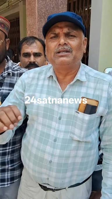 सतना नियमितीकरण समेत अन्य मांगो को ले कर मंगलवार को जिले के 800 से अधिक स्वास्थ्य संविदाकर्मी अनिश्चितकालीन हड़ताल पर चले गए है। अप्रेजल की प्रतियों को जलकर संविदाकर्मियों ने प्रदर्शन किया। कर्मचारियों का कहना है कि हाल ही में जारी सेवा आधारित मूल्यांकन संबंधी पत्र उनकी वर्षों की नौकरी के साथ सरकार का छलावा है। नई मूल्यांकन प्रक्रिया के माध्यम से कर्मचारियों पर अतिरिक्त दबाव बनाया जा रहा है।
एनएचएम अधिकारी कर्मचारी संघ ने चेतावनी दी है कि यदि कर्मचारियों की मांगो का शीघ्र निराकरण नहीं हुआ तो आंदोलन का स्वरूप और बड़ा हो जाएगा।