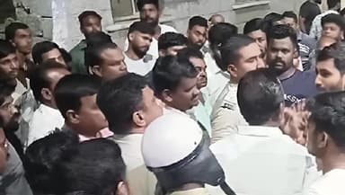 ರಾಯಚೂರು: ರಾಯಚೂರಿನಲ್ಲಿ ಐಪಿಎಲ್ ಪಂದ್ಯ: ಯುವಕರ ಮಧ್ಯೆ ಘರ್ಷಣೆ ಮಾರಕಾಸ್ತ್ರದಿಂದ ಹಲ್ಲೆ-ಓರ್ವನಿಗೆ ಗಂಬೀರ ಗಾಯ