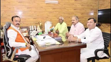 तरबगंज: BJP विधायक प्रेमनारायण और प्रभात वर्मा ने उपमुख्यमंत्री केशव प्रसाद मौर्य से मुलाकात कर विकास के मुद्दों पर चर्चा की