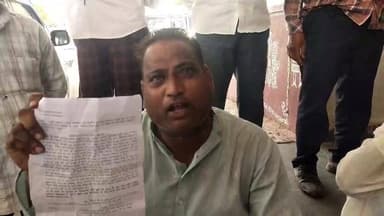नामान्तरण नही होने से परेशान व्यक्ति बोला भाजपा का कार्यकरता हु मेरा नामांतरण नहीं हो पा रहा है एक एक लाख लेकर किया जा रहा नामांतरण, अगर मेरा नामांतरण नहीं हुआ तो गलत कदम उठाने पर होना पड़ेगा मजबूर #श्योपुर #मध्यप्रदेश