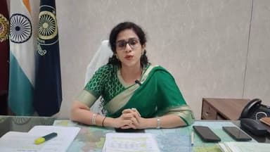 घर-घर दस्तक देंगे बीएलओ, सभी नागरिकों करें सहयोग : डीसी अपराजिता
मतदाता सूची को त्रुटिहीन बनाने के लिए अधिकारियों को सौंपी ड्यूटियां