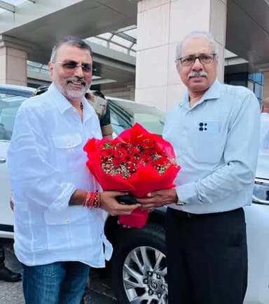 पोड़ैयाहाट: गोड्डा सांसद डॉ. निशिकांत दुबे ने एम्स देवघर में ब्लड बैंक का उद्घाटन किया