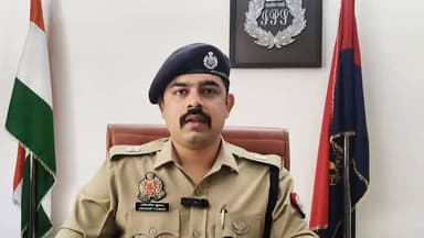 थाना खरखौदा क्षेत्रान्तर्गत महिला द्वारा अपने भाई की मृत्यू की सूचना पर पुलिस द्वारा अभियोग पंजीकृत कर की गई अग्रिम वैधानिक कार्यवाही के सम्बन्ध में श्रीमान पुलिस अधीक्षक ग्रामीण मेरठ की बाइट।
#MEERUTPOLICE #UPPOLICE https://t.co/TEl0Pq8VU4