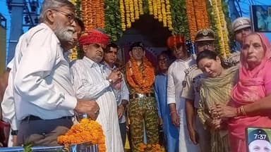 बीकानेर: मंत्री झाबर सिंह खर्रा ने उदयरामसर में अमर शहीद गजराज सिंह की प्रतिमा का अनावरण किया, बच्चों तक वीरों की गाथाएं पहुंचाने का संकल्प लिया