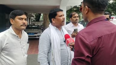 विधायक सीतापुर /नायब तहसीलदार राजापुर मामला गरमाया, कार्यवाही नहीं होने पर आंदोलन की चेतावनी
