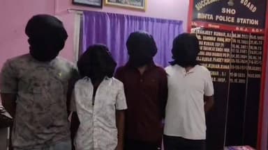 पटना जिले के बिहटा में पुलिस ने दयादुबे गैंग के मुख्य सरगना समेत चार अपराधियों को किया गिरफ्तार, देशी कट्टा, पिस्टल, 10 कारतूस व मोबाइल बरामद, मामले की पुष्टि पश्चिमी सिटी एसपी भानु प्रताप सिंह ने की #bihta #police #patna #City #SP #criminal #arrested