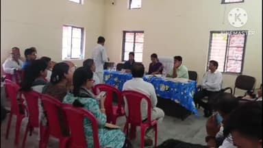 पटेरा: अपर कलेक्टर और तहसीलदार ने पटेरा में जनपद पंचायत कार्यालय में समीक्षा बैठक ली
