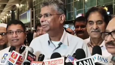 ದೇವನಹಳ್ಳಿ: ಹೈಕಮಾಂಡ್ ಏನೇ ಕೊಟ್ಟರು ನಾವು ಸ್ವೀಕರಿಸುತ್ತೇವೆ:ದೇವನಹಳ್ಳಿಯ ಕೆಂಪೇಗೌಡ ವಿಮಾನ ನಿಲ್ದಾಣದಲ್ಲಿ ಸಚಿವ ಸತೀಶ್ ಜಾರಿಕಿಹೊಳಿ ಪ್ರತಿಕ್ರಿಯೆ