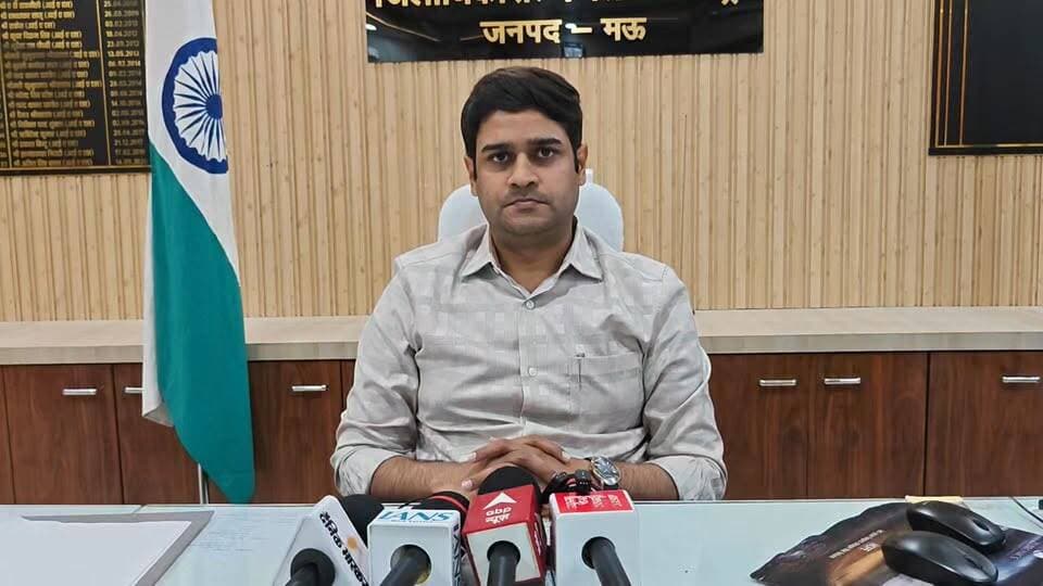 भूमि विवादों के निस्तारण के लिए 30 जून तक चलेगा विशेष अभियान, जिलाधिकारी ने दी जानकारी
#जिलाधिकारी #भूमिविवाद #विशेषअभियान #राजस्वविभाग #जनसुनवाई #उत्तरप्रदेश #LandDispute #RevenueDepartment #BreakingNews #NewsUpdate