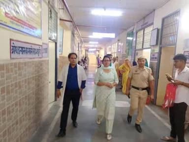 बहादुरगढ़: एसडीएम रेणुका नांदल ने बुधवार को नागरिक अस्पताल बेरी तथा सीएचसी दुबलधन का किया औचक निरीक्षण
