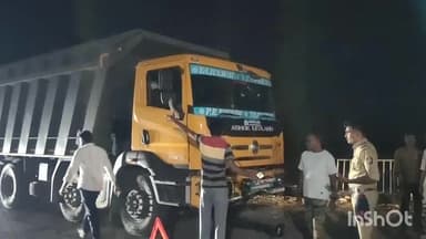 पवनी: लाखांदूर-पवनी मार्गावर भीषण अपघात; ट्रकची कारला जोरदार धडक