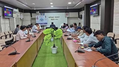 डिंडौरी: कलेक्टर सभाकक्ष में बाढ़ एवं आपदा प्रबंधन की तैयारियों की समीक्षा बैठक हुई आयोजित, अधिकारियों को दिए गए निर्देश