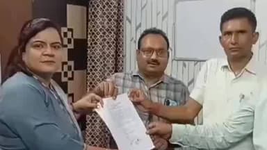 तमकुही राज: झारही नदी बचाओ अभियान तेज, संरक्षण और अतिक्रमण हटाने की मांग को लेकर एसडीएम को सौंपा ज्ञापन