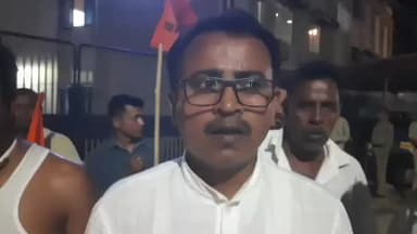 মোহনপুর: নাগেরজলা বাসস্ট্যান্ডে বিএমএস নেতৃত্বের উপর আক্রমণের ঘটনায় অভিযুক্তদের গ্রেফতারের দাবীতে পুলিশ সুপারের নিকট ডেপুটেশন