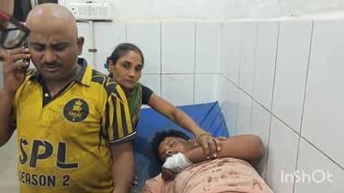 बिंदकी: ऊदूपुर गांव में मामूली कहासुनी के बाद एक व्यक्ति के साथ की गई मारपीट, सामुदायिक स्वास्थ्य केंद्र में कराया गया भर्ती