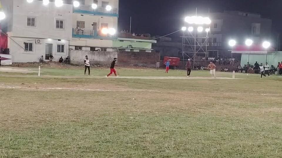 🏏 Ansar Nagar Premier League Season 2 | T10 Night Cricket Tournament 🌟
Match 3rd- Day 02
Lohsinghna 11 VS yasir youtuber 11
आप किस टीम को सपोर्ट कर रहे हैं? कमेंट में जरूर बताइए 👇
Cricket on Facebook
#ANPLSeason2 #AnsarNagarPremierLeague #T10Cricket #NightCricket #Hazaribagh #CricketTournament #LiveCricket #HazaribaghNews #CricketFans #JharkhandCricket #SportsUpdate #FacebookLive #TrendingNow #CricketNight #ANPL2026