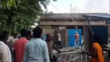 पडरौना: भूमि विवाद में खूनी संघर्ष: कुशीनगर में दो पक्षों के बीच लाठी-डंडे चले, 6 लोग घायल