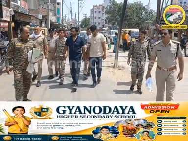 शराब के लिए मांगे 1000 रुपये, मना करने पर व्यापारी से मा.रपीट, दो आरोपी गिरफ्तार, पुलिस ने निकाला जुलूस
#Morena #MorenaNews #CrimeNews #CivilLinePolice #MorenaPolice #MadhyaPradeshNews #BreakingNews #WeeklyCollection #AssaultCase #PoliceAction #MPNews #HindiNews