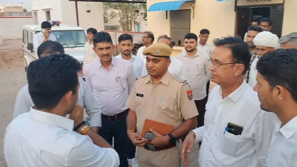 #जोधपुर के जिला कलेक्टर आलोक रंजन ने अधिकारियों को दिए निर्देश!! #भोपालगढ़ उपखंड कार्यालय का क्या निरीक्षण!! #bhopalgarh #jodhpur