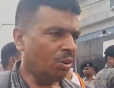 95 साल की दादी ने बचाई कई मरीजों की जान, मुजफ्फरपुर हॉस्पिटल अग्निकांड की 'मसीहा' ने बताया अंदर क्या कुछ हुआ?
#Bihar #muzzafarpur #FireAccident