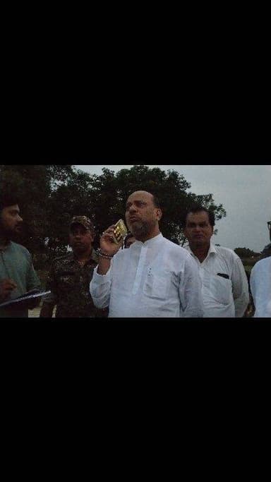 लगातार ठाकुरगंज विधायक गोपाल अग्रवाल जनता के समस्याओं के हल के लिए डायरेक्ट अधिकारी से के रहे बात #viralreels #Thakurganj #viralpost