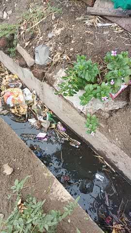 jawar Nagar lankapuri teen number ward nali jaam iski vajah se bahut pareshani jhelani pad rahi hai#@