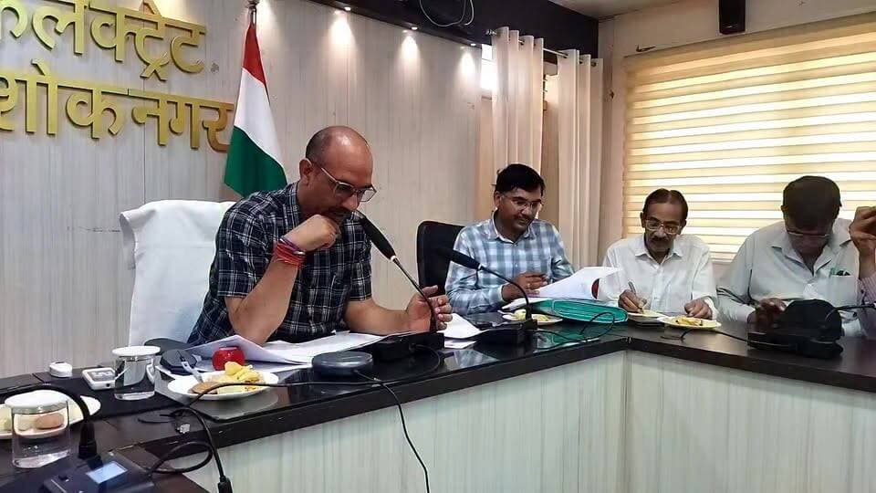 अशोकनगर जिले में खाद को लेकर कलेक्टर ने की प्रेस कांफ्रेंस Collector Ashok Nagar PRO Ashok Nagar #ashoknagar #NewsUpdate #NPK #DAP #kisan