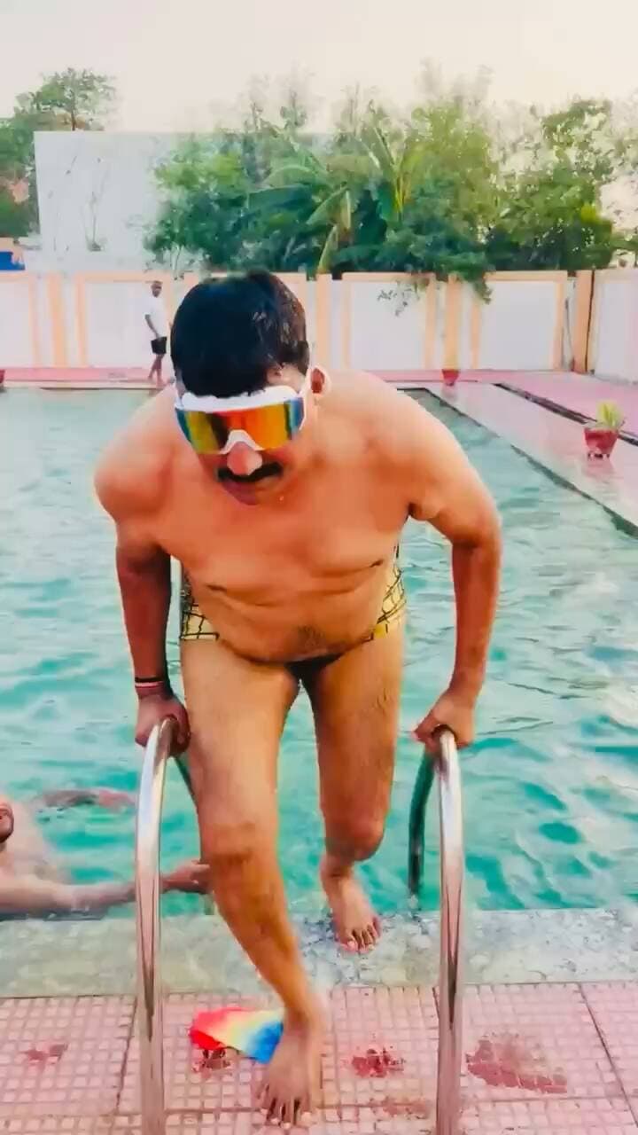स्वस्थ रहिए मस्ट रहिए, #swimming 🏊♀️ बेस्ट