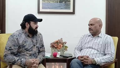 सिर्फ़ एक आदमी के लालच में टूट रही है नेहरू कॉलोनी
BJP कार्यकर्ता अमित मिगलानी ने उठाए वो सवाल जो विधायक धनेश अधलखा को कर सकते हैं परेशान
#nehrucolony
#DemolitionDrive
#RRTScorridor
#BJPGovernment
#AmitMiglani
#mladhaneshadhlakha
#faridabad
#voiceoffaridabad
#Voiceoffreedom