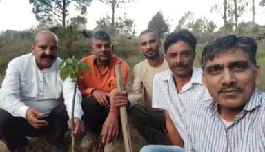 विश्व पर्यावरण दिवस पर भुंतर सुधार समिति का पौधारोपण अभियान, जंगल में लगाए अखरोट और बान के पौधे | देखें वीडियो
#BhuntarSudharSamiti #WorldEnvironmentDay #PlantationDrive #EnvironmentProtection #KulluNews #satrangichannel