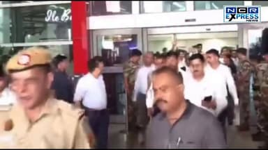 Cockroach Janta Party Protest LIVE: दिल्ली पहुंचे अभिजीत दिपके, सुरक्षा सख्त #CockroachJantaParty
#AbhijeetDipke
#DelhiProtest
#CockroachJantaPartyProtest
#DelhiNews
#LiveProtest
#AbhijeetDipkeLive
#TirangaMarch
#BookAndTiranga
#DelhiUpdates
#BreakingNews
#PoliticalProtest
#ViralNews
#IndiaNews
#NCRExpressNews
#DelhiPolice
#SecurityAlert
#ProtestLive
#TrendingNow
#HindiNews