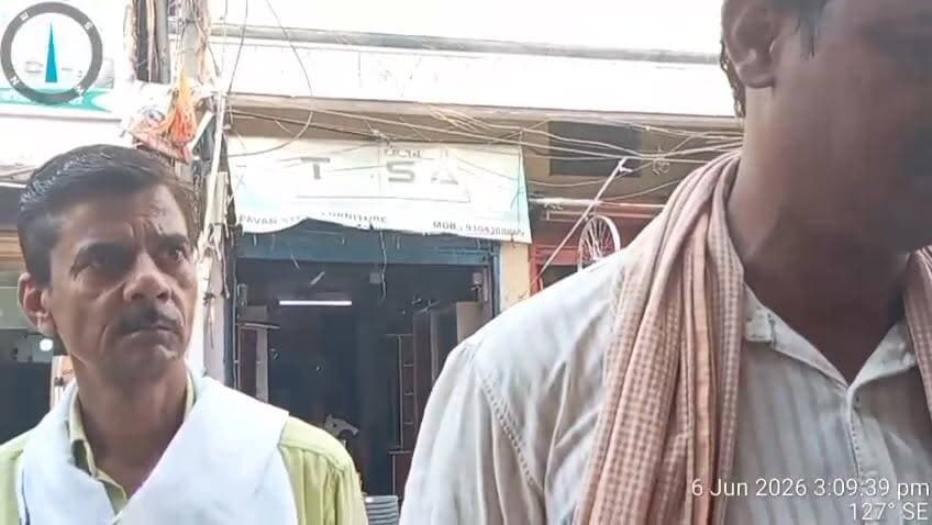 बरसात से पूरे शहर में जल जमाव की स्थिति से निपटने के लिए से #नगर आयुक्त के निर्देश पर आरा नगर निगम के कर्मचारियों नेतृत्व में #सफाई कर्मियों द्वारा नाली सफाई का कार्य किया जा रहा है
#