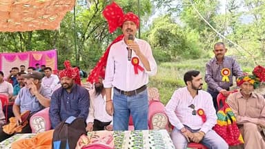सेराथाना मेले में गूंजा दंगल का दम! 💪
दूर-दूर से पहुंचे कुश्ती के धुरंधरों ने अखाड़े में दिखाया अपना दमखम, दर्शकों ने लिया रोमांचक मुकाबलों का भरपूर आनंद। 🔥🤼♂️
#SerathanaMela #KushtiDangal #WrestlingFight #Pahalwan #HimachalNews #Mela2026 #SportsSpirit #EkNazarHimachalNews #DangalCompetition #ViralNews #KushtiLovers #TraditionalSports #SerathanaFair