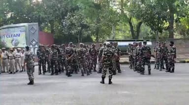 🚨 देश का पहला ZenG प्रदर्शन आज!
🪳 कॉकरोच जनता पार्टी (CJP) का पहला प्रदर्शन आज दिल्ली के जंतर-मंतर पर आयोजित किया जा रहा है।
✈️ पार्टी संस्थापक अभिजीत दिमके दिल्ली एयरपोर्ट पहुंच चुके हैं और जल्द ही पार्लियामेंट स्ट्रीट थाना क्षेत्र में पहुंचने की सूचना है। #cjp_पार्टी https://t.co/jIWYWfMD0d