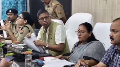 #रसूलाबाद जिलाधिकारी का सख्त एक्शन, दो लेखपाल निलंबित, राजस्व निरीक्षक को फटकार
#कानपुरदेहात