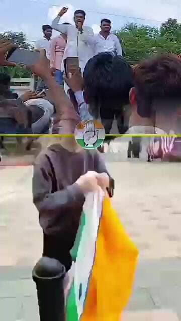 भारत के तिरंगे झंडे को अमेरिका ने पड़ा