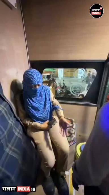 बस वालो को परेशान कर रही यह महिला सिपाही #video #news #salamindia18 #trendingnews #latestnews #short
