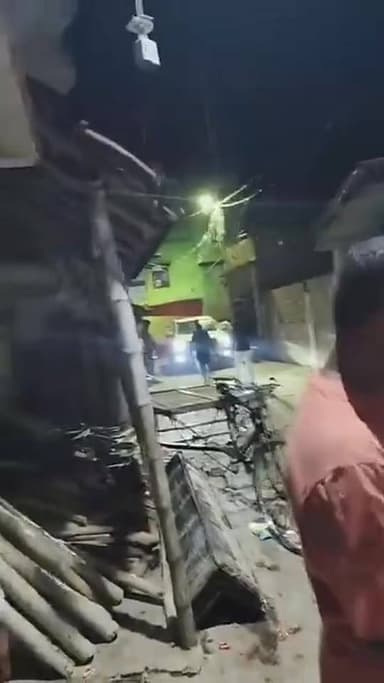 প্রাক্তন ধুলিয়ান পৌরসভার পৌর প্রশাসক মেহেবুব আলম কে আটক করে নিয়ে গেল সামসেরগঞ্জ থানার পুলিশ । Part 12